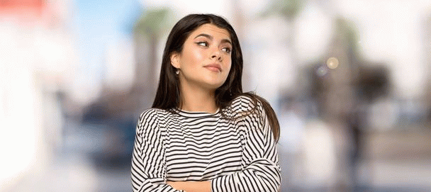 چرا در روابط عاشقانه گاهی احساس می‌کنیم که نادیده گرفته می‌شویم؟